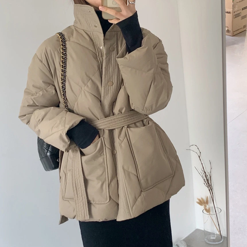 2023 New Cotton Solid Coat with Belt, Ladies Loose Pocket Bubble Thick Down Jacket Ladies Jackets Keep Warm In Autumn and Winter