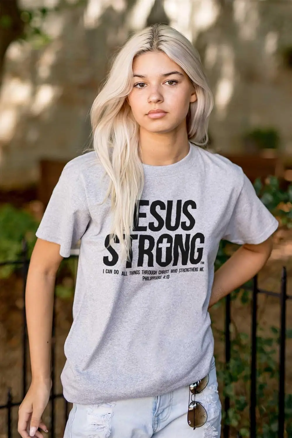 Футболка с надписью Strong Philippians 4:13 для мужчин и женщин