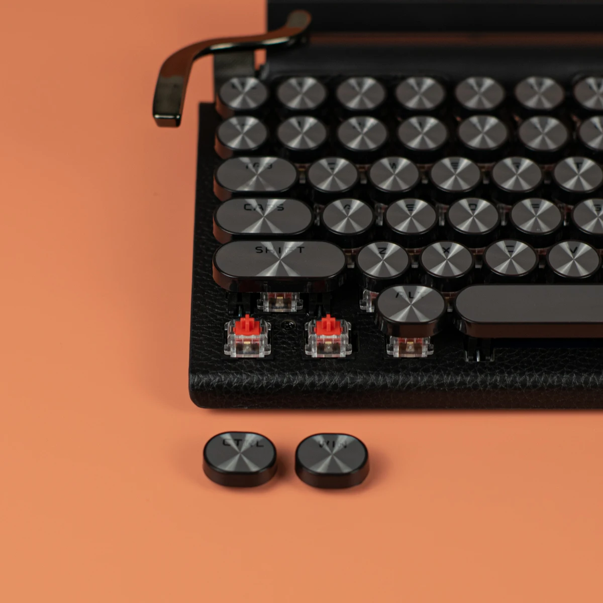 Круглая клавиатура TWK83 в стиле стимпанк