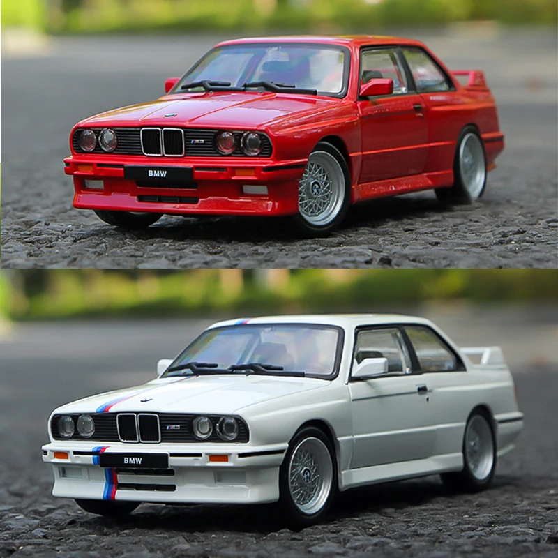 

Diecast 1/24 BMW E30 Sports Car Model BMW M3 1998 Collectible Model Toys for Children Gifts for Boys Static Display