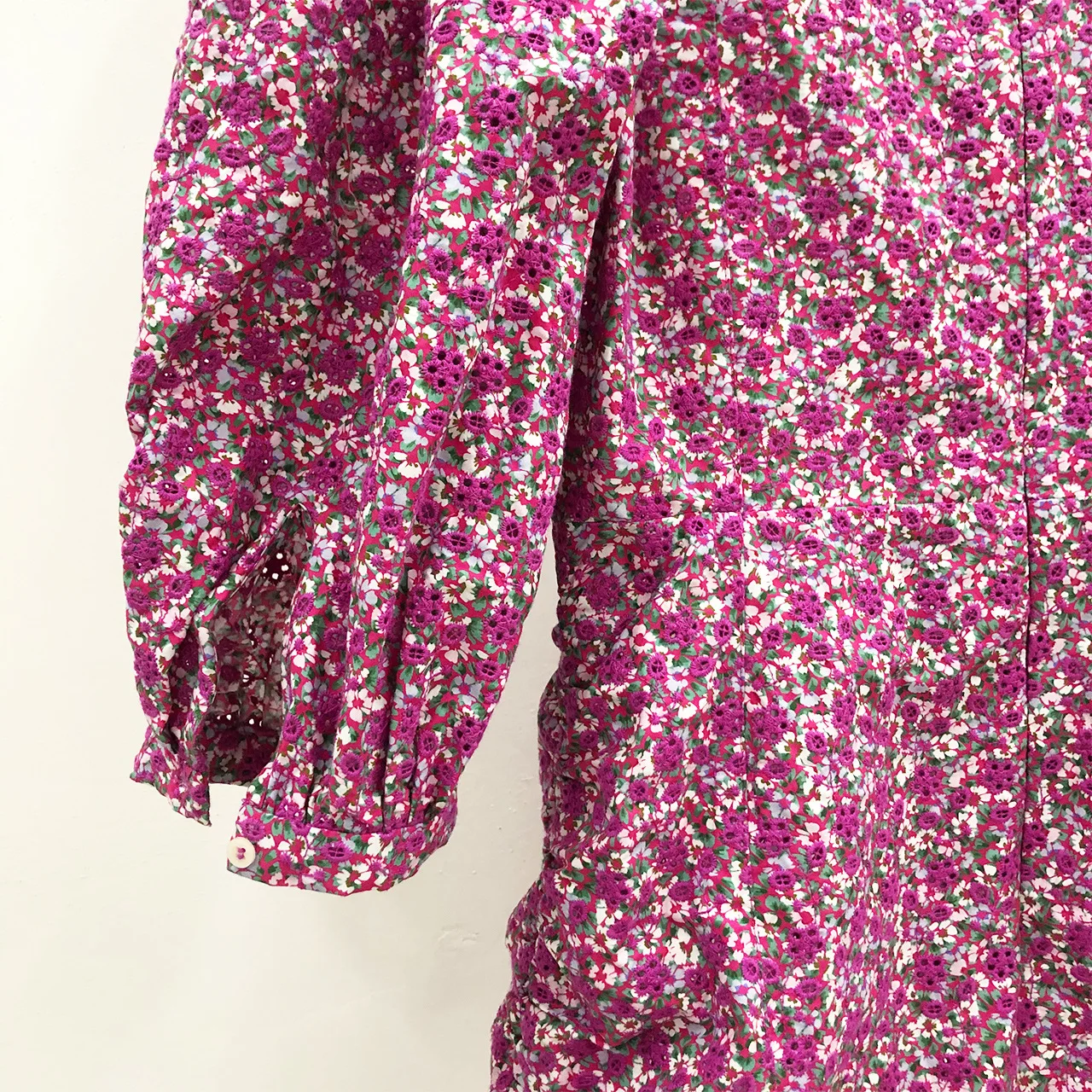

2023 Spring and Summer New V-neck Printed Lantern Sleeve Dress Women