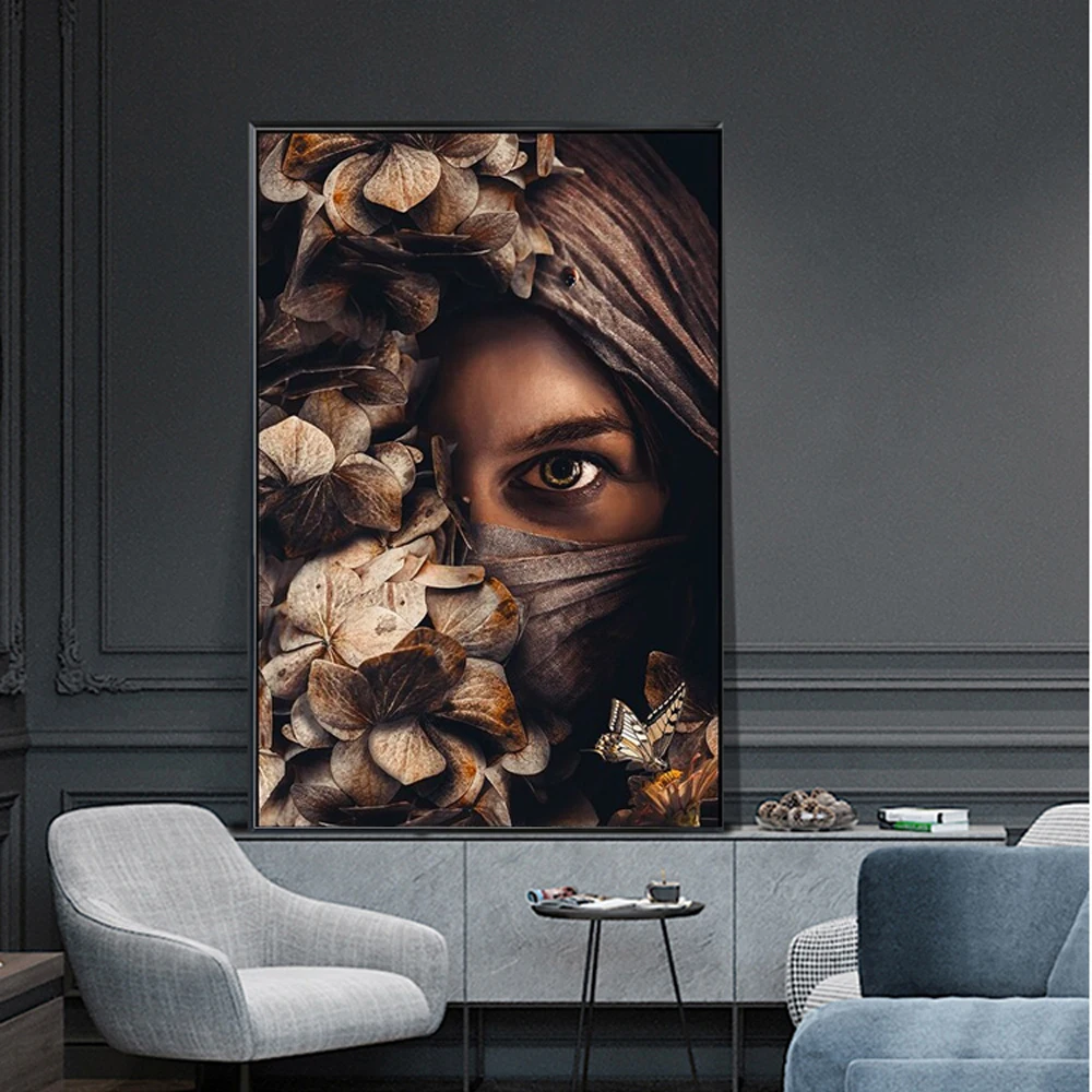 

Картина на холсте «Цветы и девушка»