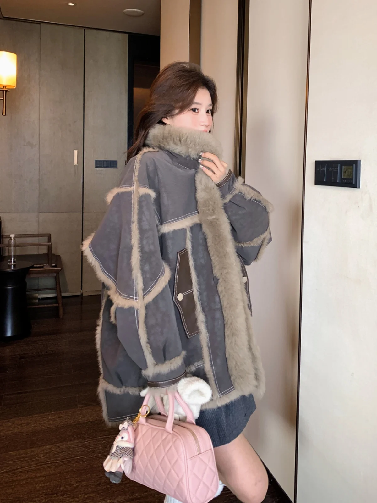 Серая меховая верхняя одежда из интегрированной овечьей шерсти свободная куртка