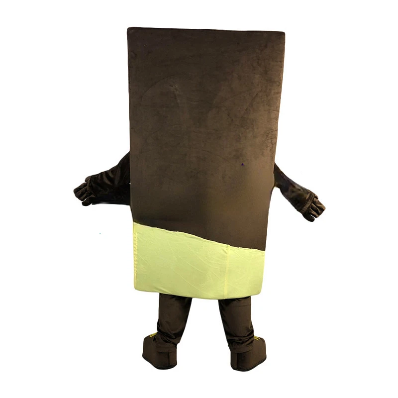 Рисунок 5 - Костюм-талисман шоколадный для