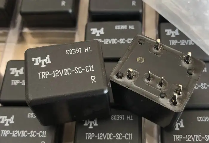 9202 finder. P4cn012w1. Реле на 7 контактов. 220. Реле 7 контактов.