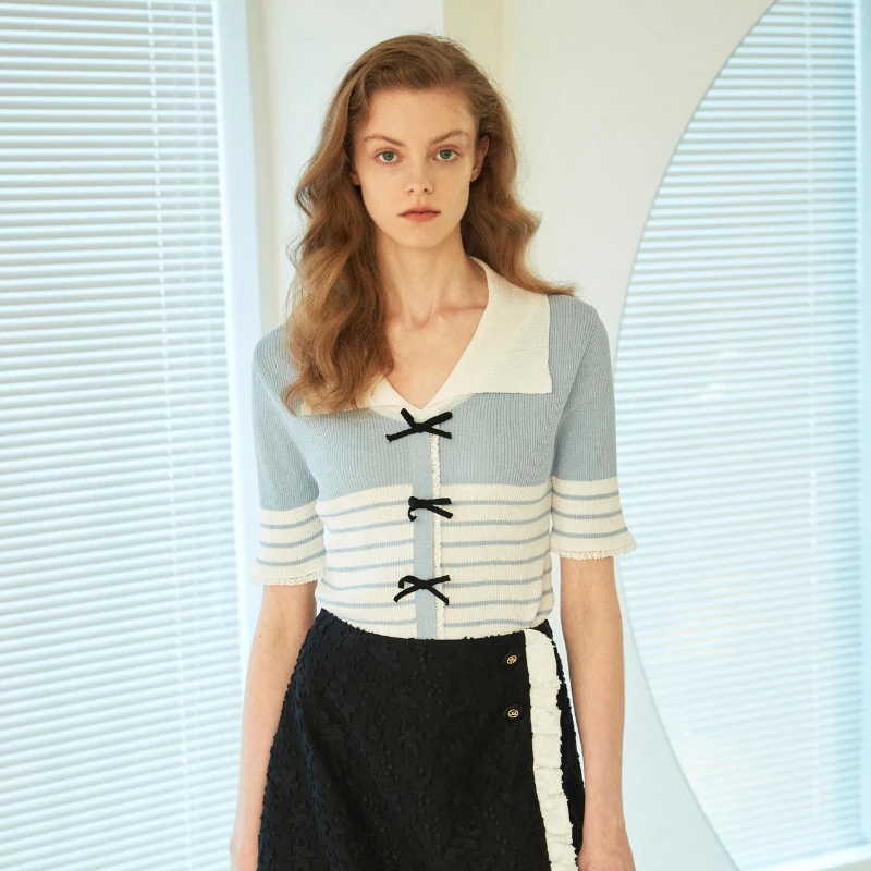 

Женская трикотажная футболка контрастных цветов, эластичная трикотажная футболка с отложным воротником и бантом, весна-лето 2023