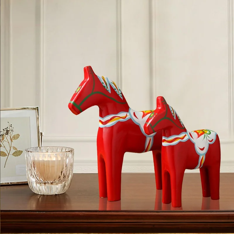 

Creative Red Wooden Horse Two-piece Set Abstract Animal Crafts Desktop Decoration Art Painted Horse Sculpture Statuette Decor