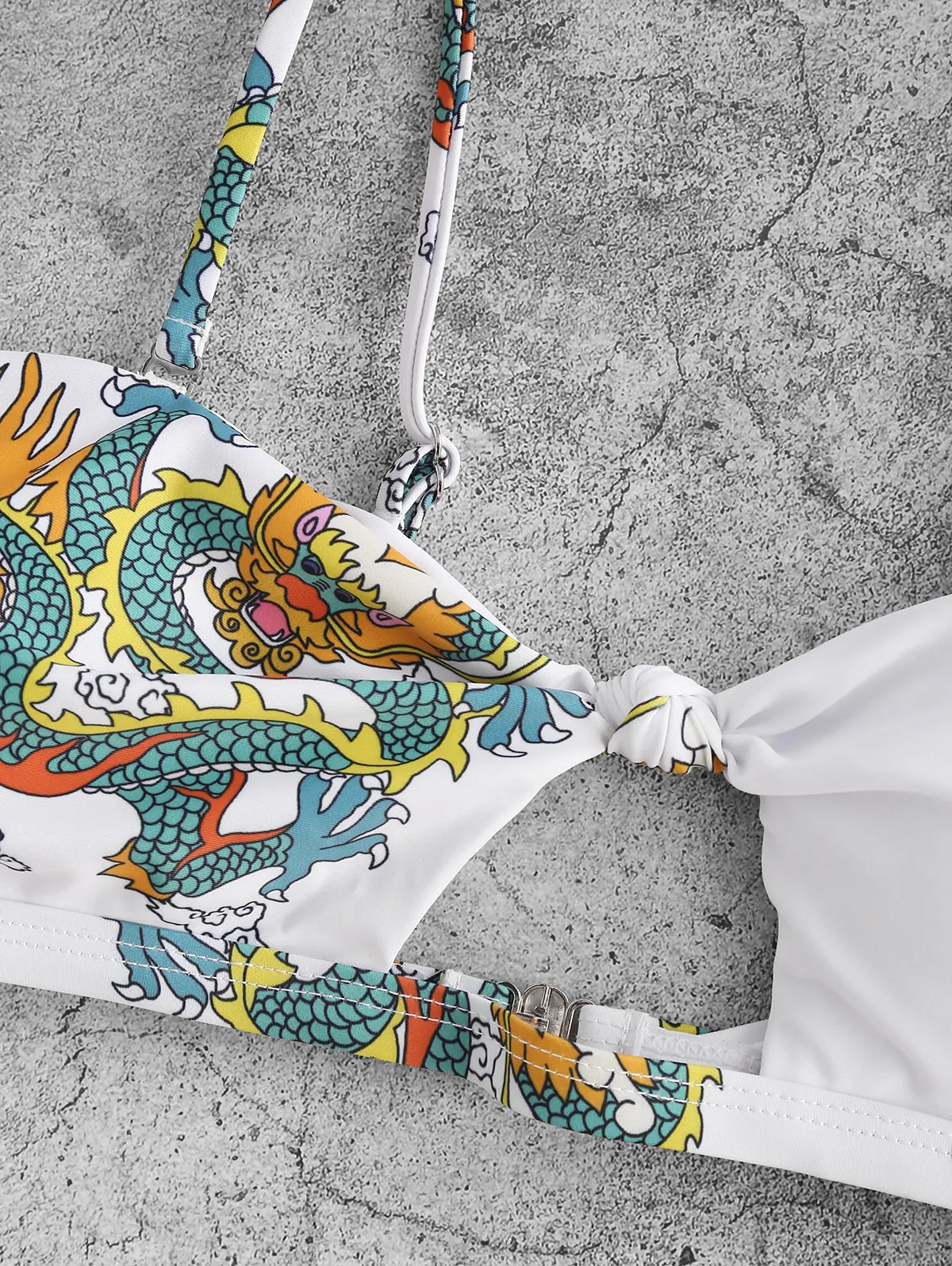 Слитный купальник-бикини