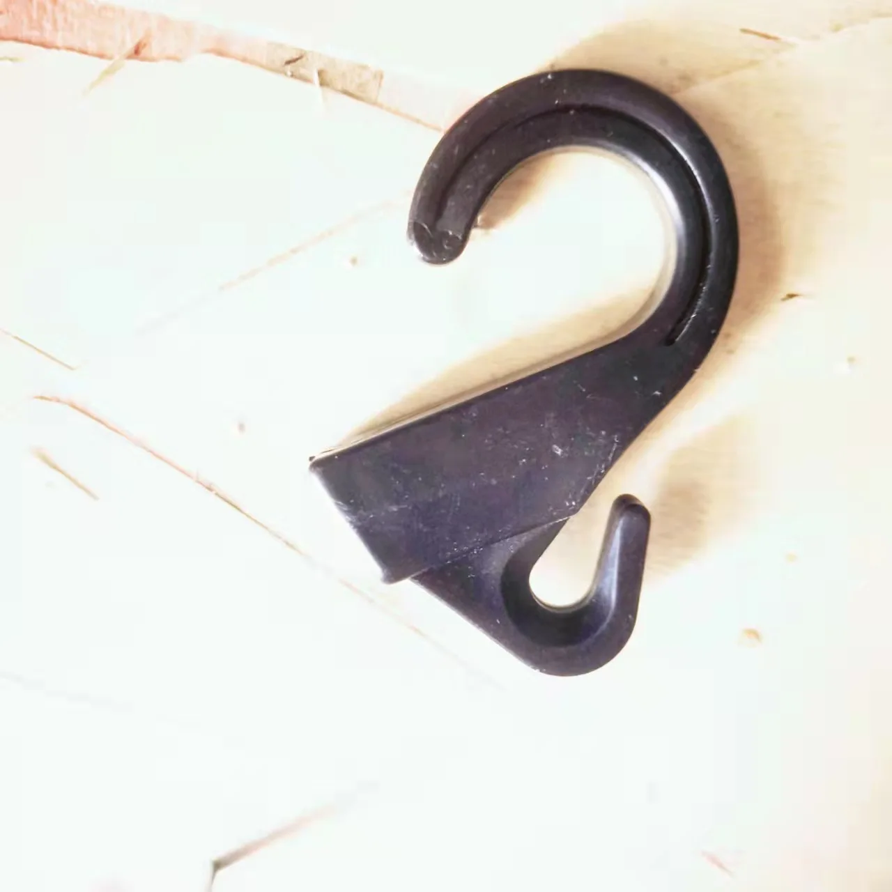 Багажник велосипедный на резинке 100 см с крючками |