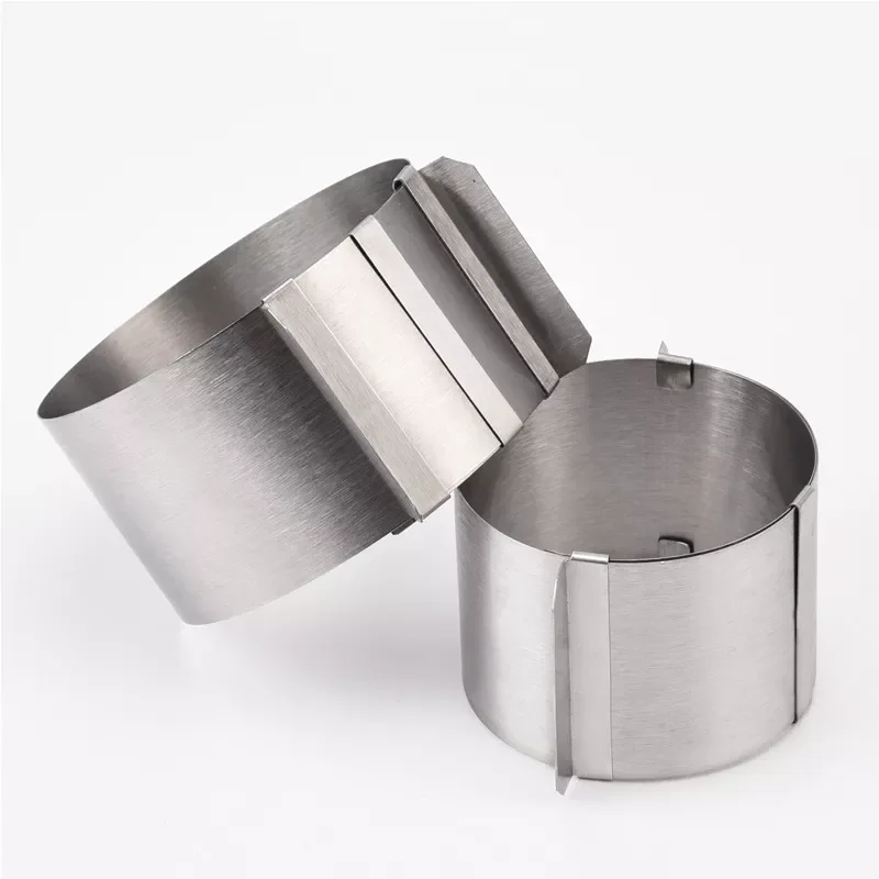 

2022New Cake Tool Small Round Cake Mold Patisserie Decoration 4 Inch Mousse Ring Adjustable Baking Gadgets Kitchen Accessories