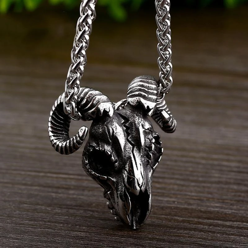 

Vintage Animal Necklace for Men Metal Sheep Head Pendant Necklace Biker Jewelry Gift