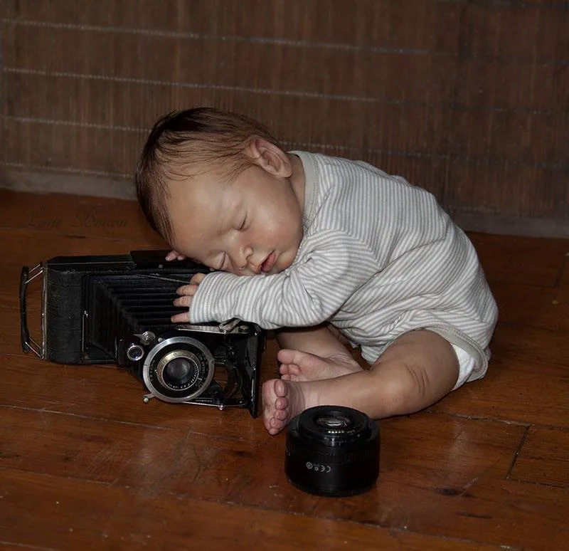 

2015 NEW Limited Edtion Bebe Reborn Doll Kit Chloe By Debbie De Graff 100% Authentic Original Collectibles Reborn Doll Head