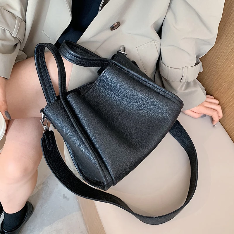 

Casual Cute Small PU Leather Crossbody Bags For Women 2020 Winter Shoulder Handbags Female Travel Totes Ladies Hand Bag
