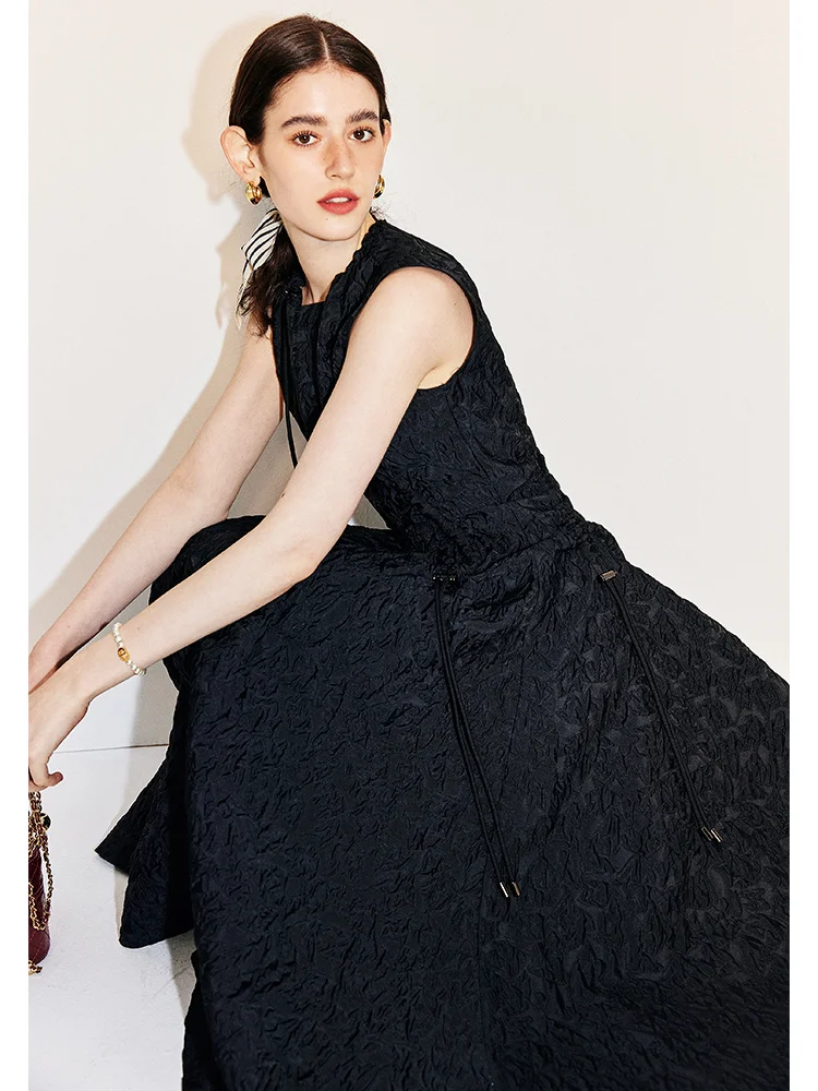 Fashion Week Show Style Official 46000+Round Neck Sleeveless Drawstring Waist Dress+Jacquard Shorts