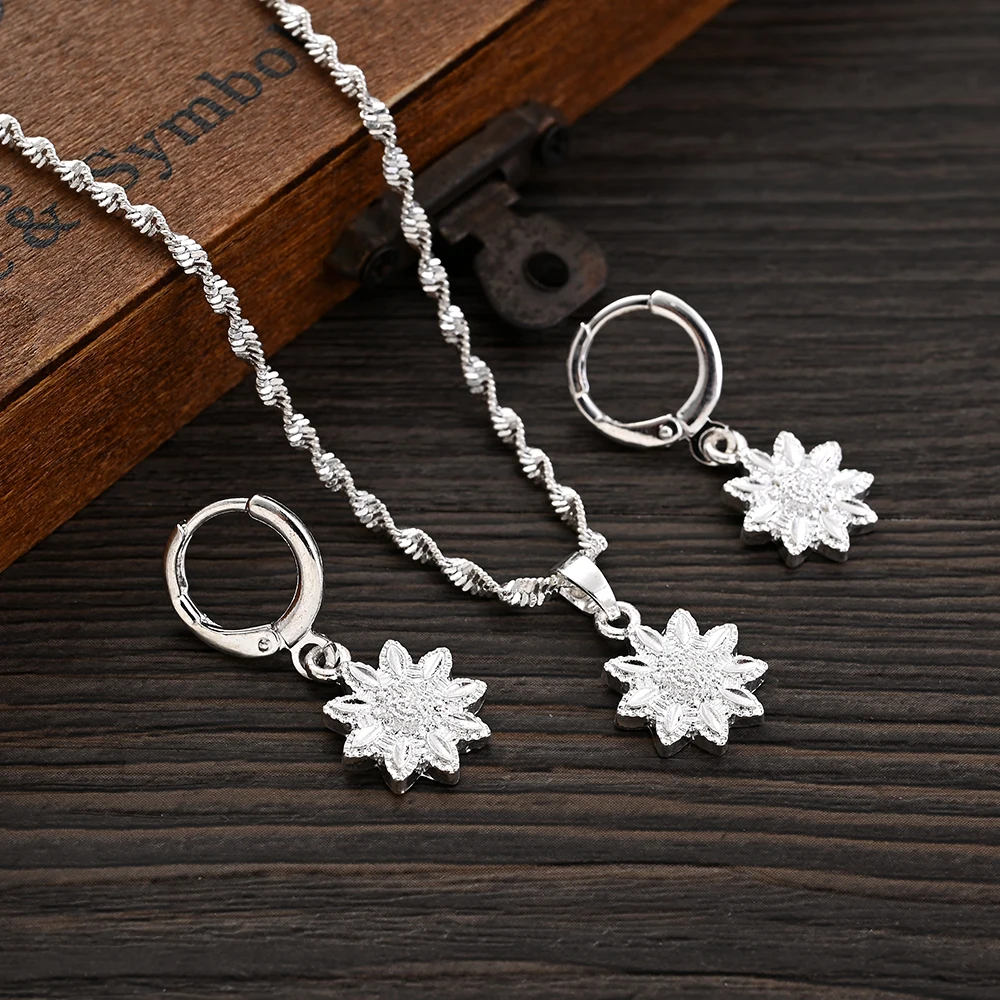 

Silver Color Africa Dubai Small Flower Nicely Necklace pendant Earrings Wedding Birthday Party Jewelry Set For Women Girl Gifts