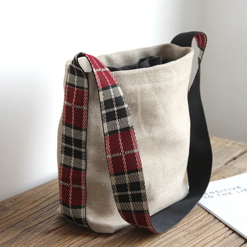 

Ladies Canvas Fashion Versatile Cotton Linen Casual Bag Woman's Lightweight One-Shoulder Large-Capacity Messenger Portable Bag