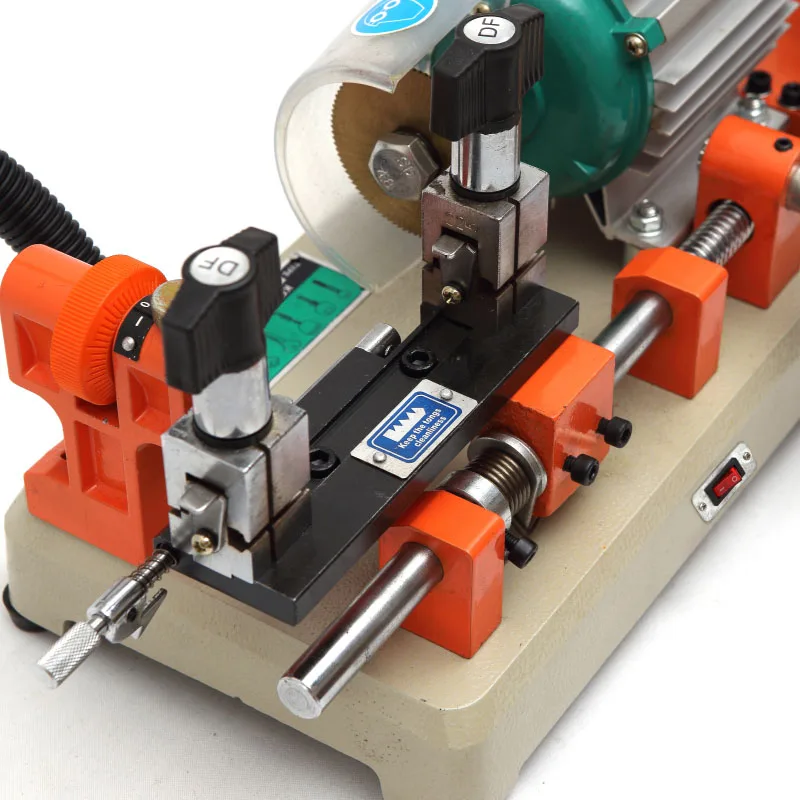 Горизонтальный станок для резки ключей копировальный с двойной головкой дверей