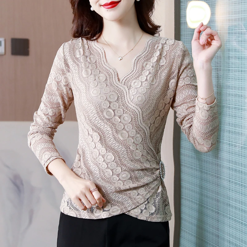 

New Design Women Clothing For Bottom V-Neck Lace Long Sleeve Casual Blended Korean Fashion 2022 Spring Autumn Inside Tees