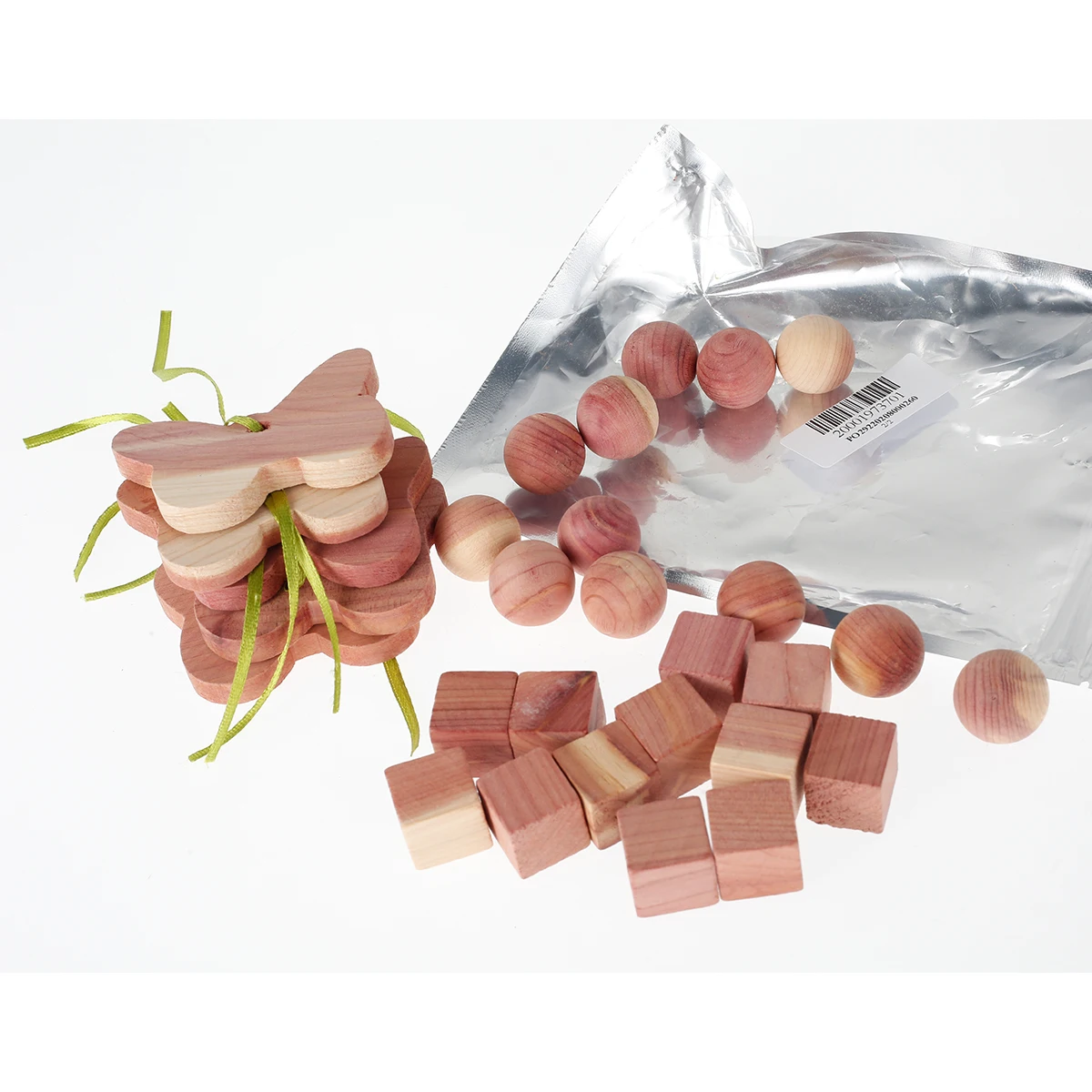 

NEW 29pcs Safe Cedarwood Balls Closet Deodorizer for Clothes Protection Cedar Wood Blocks Clothes Freshener Natrual Cedar Wood