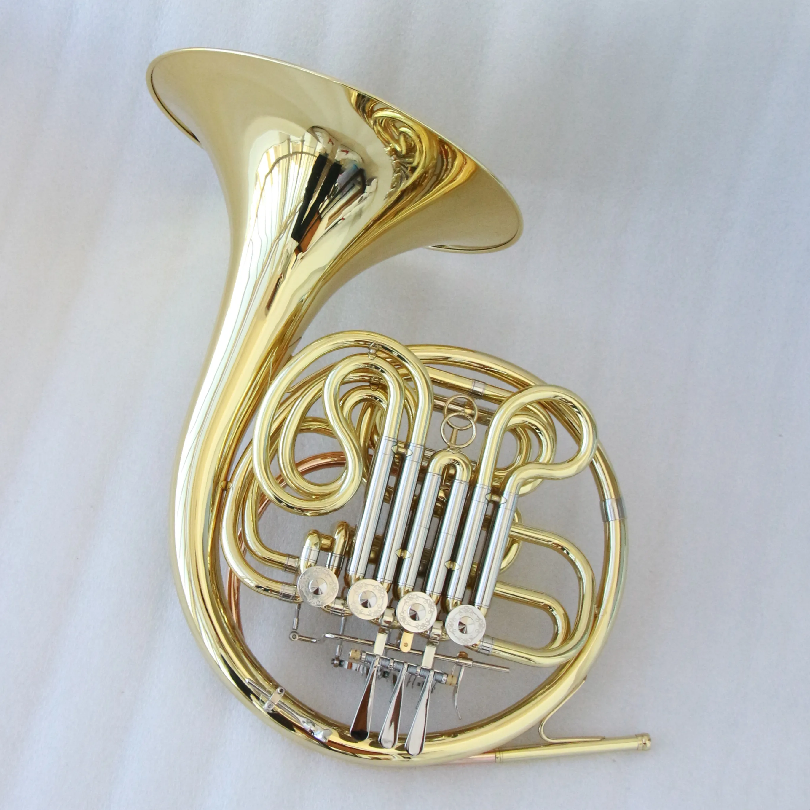

Good quality french horn instrument Bb/F gold lacquered french horn