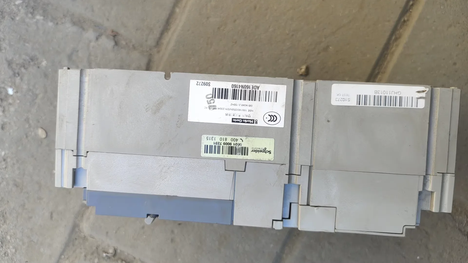 Выключатель утечки Schneider NSE160 N использовал функцию тестирования нормально