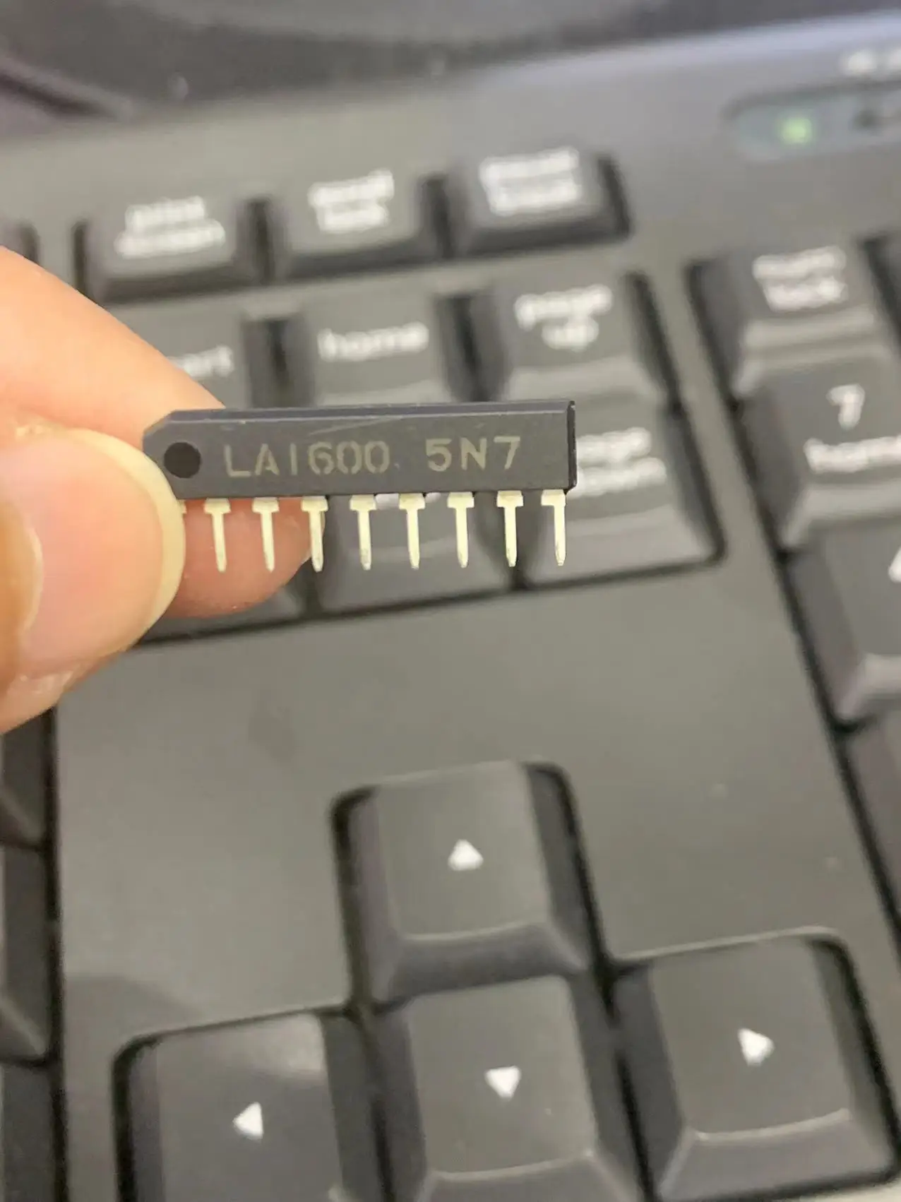 

LA1600 BOM matching / one-stop chip purchase original