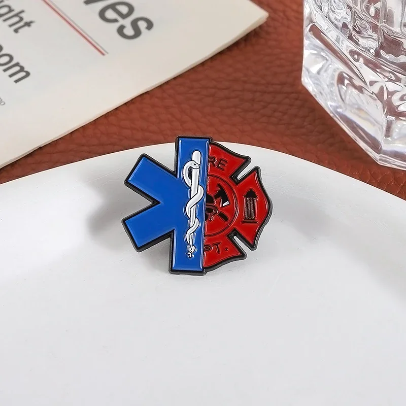 Фото Эмалированные булавки Emt Star Of Life на заказ, медицинский аварийный знак пожарного, броши, значок на лацкане для одежды, ювелирное изделие, подарок для друзей №5