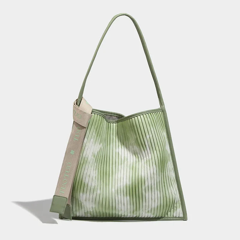 

Large Capacity Casual Commuter Women Bags Handbags Leather Gradient Color Pleats Bucket Bag Shoulder Underarm Bag Womens Handbag