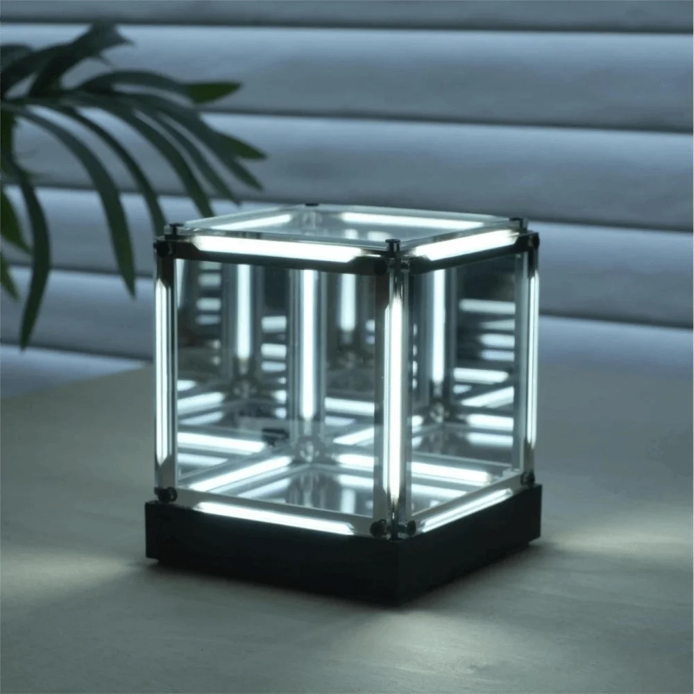 Фото Настольный светильник Maglev Technology: Прозрачный куб с LED-подсветкой, 4D ночник Maglev Hypercube №4