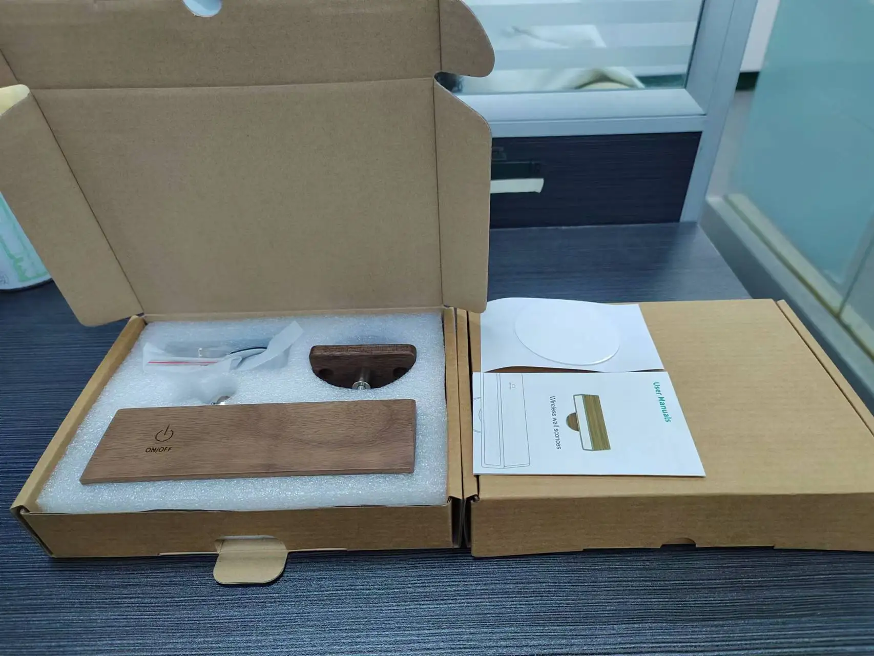 

Настенные светильники Yilaie из черного ореха LED