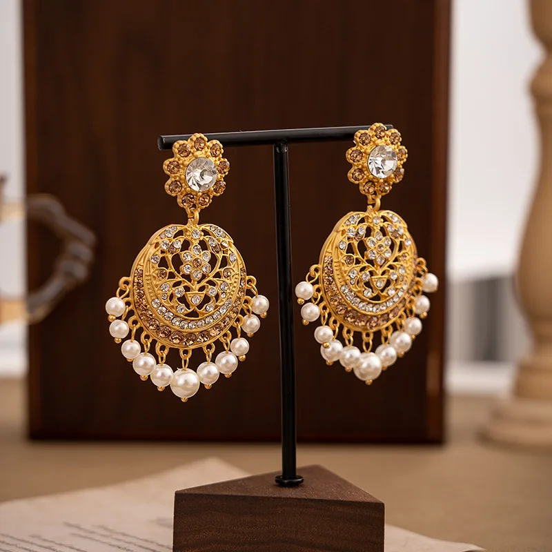

Vintage pearl earrings women's tassels gold-engraved hollow court-style antique ear jewelry