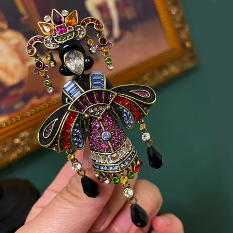 Классический стиль барокко, тяжелая промышленность, хрустальный кавал, замок, брошь в виде каретки для женщин и девочек, винтажные значки со стразами для часов