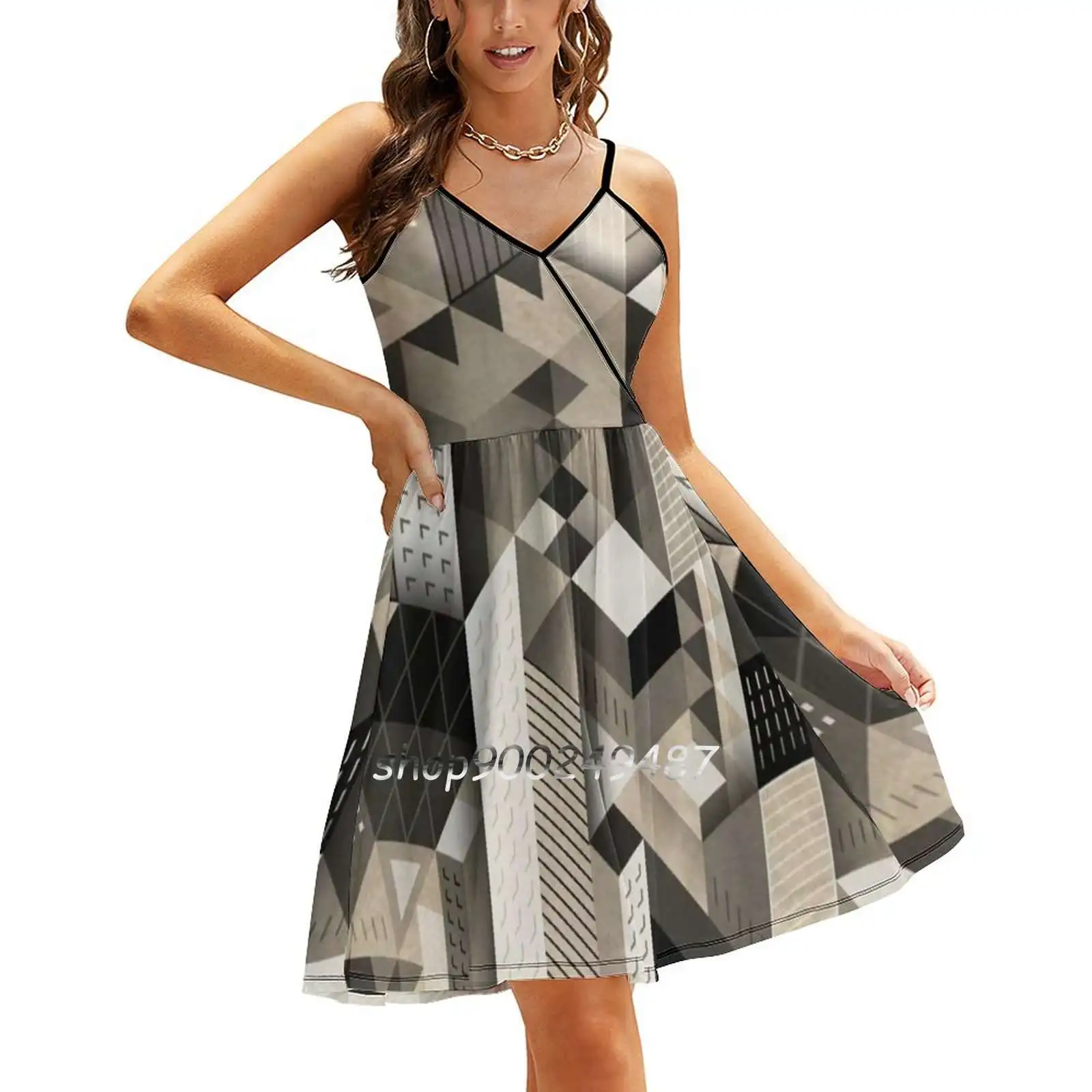 

Платье на бретельках с высокой талией, с абстрактным рисунком