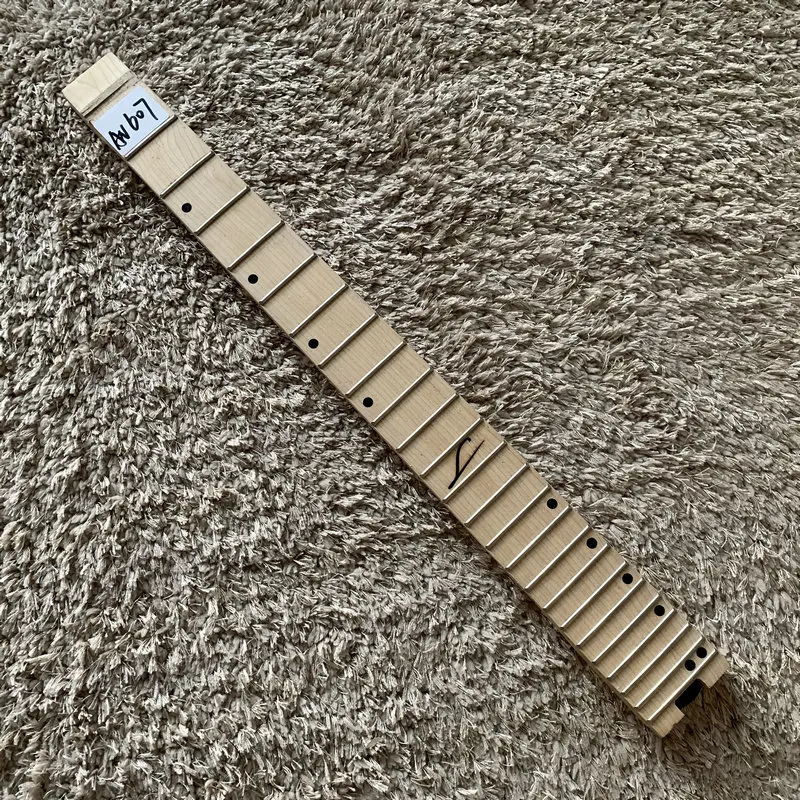 

Genuine and Original Legator Headsless Electric Guitar Neck 24 Frets Maple with Maple Right Hand DIY Guitar Parts AN607