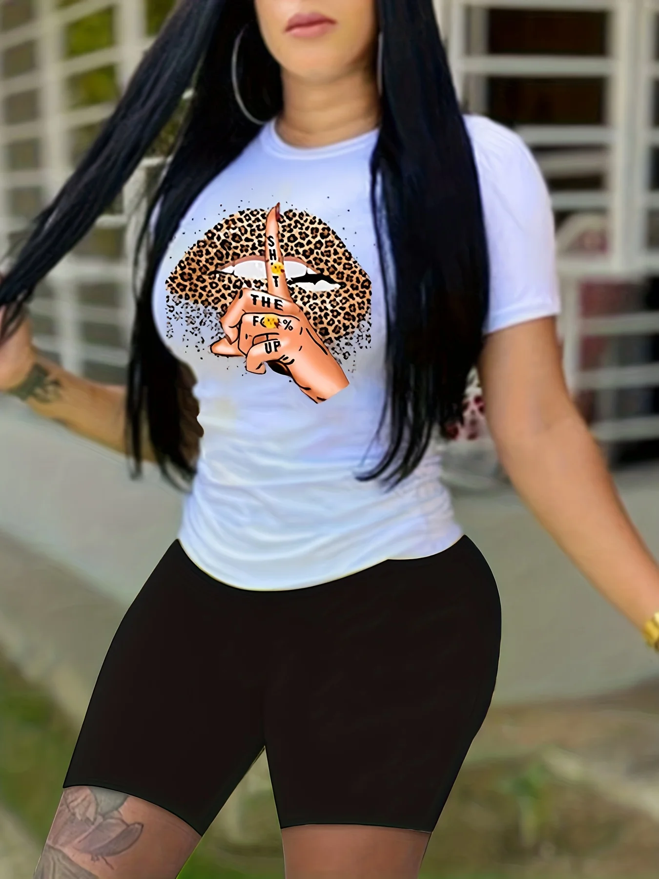 Женский повседневный костюм из двух предметов: шорты с леопардовым принтом и