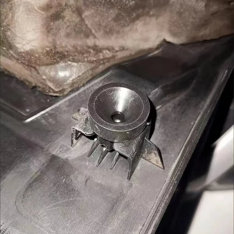 

Подходит для Great Wall Haval H6, резиновая втулка крышки двигателя C50M4, декоративная крышка двигателя, клей, фиксирующая резиновая накладка