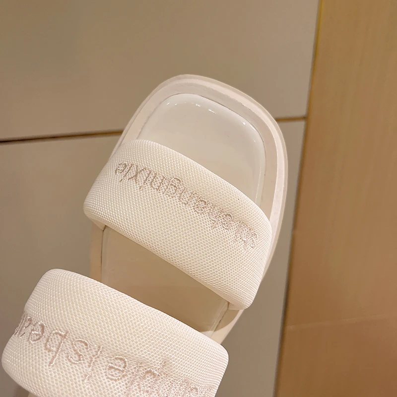 New Summer Women Platform Slippers Square Toe Fashion One Word  Outer Wear Mid Heels Beach Sandals Designer Party Ladies Slides