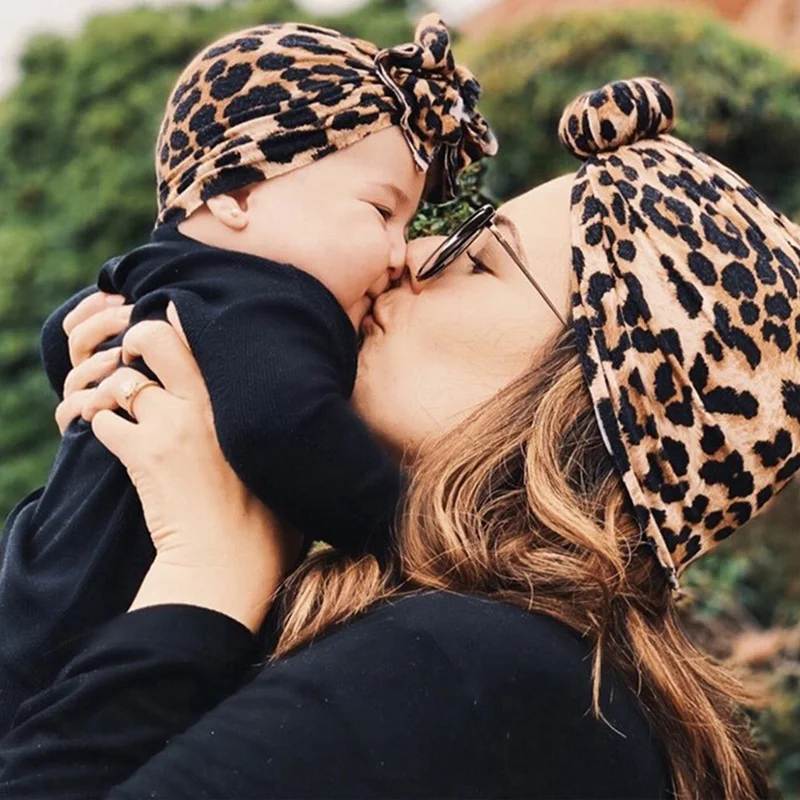 

Leopard Printed Baby Hat Bows Knot Flower Baby Girl Boy Beanie Hat Bonnet Cap Photography Props Autumn Winter Newborn Turban