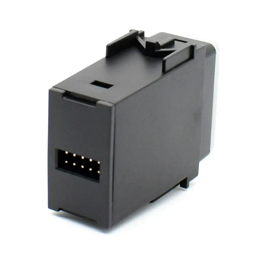 Автомобильное зарядное устройство для планшета с двумя USB портами QC3.0 адаптер