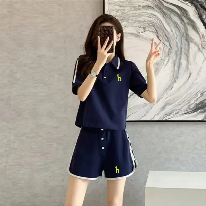 Hazzys2023 Summer Women's Embroidered Logo Running Suit Loose Casual Short-sleeved Shorts Two-piece Set