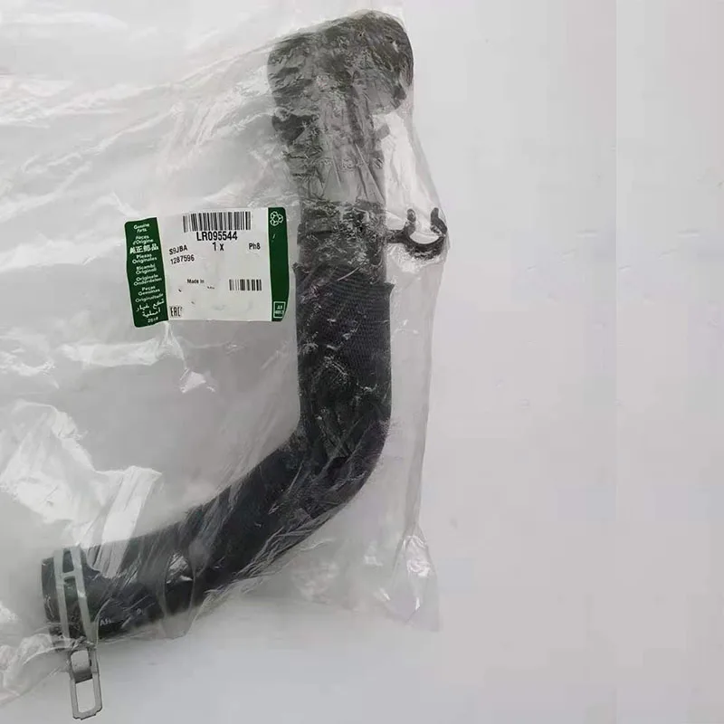 

FOR Land Rover Discovery LR4 Range Rover Sport 3.0L TDV6 radiator coolant top hose upper radiator coolant hose LR043326 LR095544