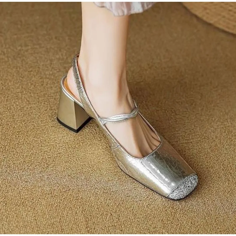 Женские туфли-лодочки на высоком каблуке с квадратным носком