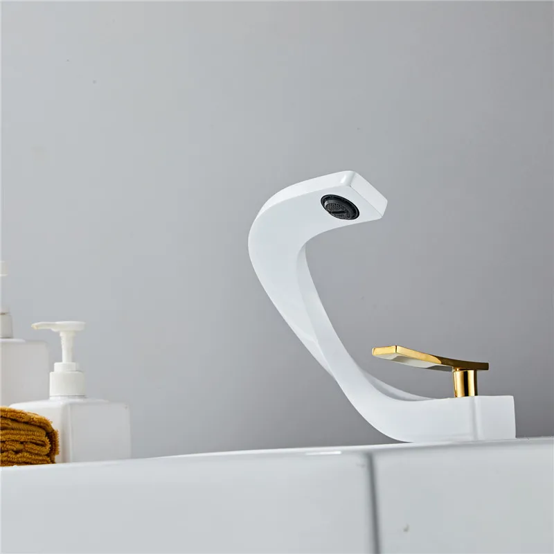 Белый/белый золотой/черный золотой латунный смеситель для раковины в ванной