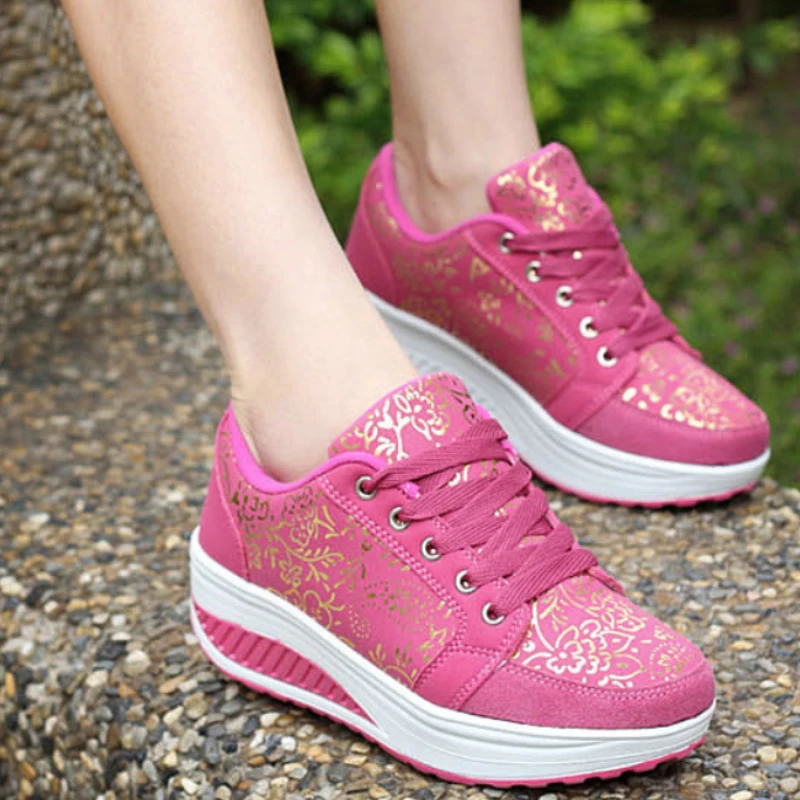 

spring /autumn Hot Gold Stamping Rocking Shoes Slope Heel Mum Shoes Women's Height Increasing Shoes Women's sports single shoes