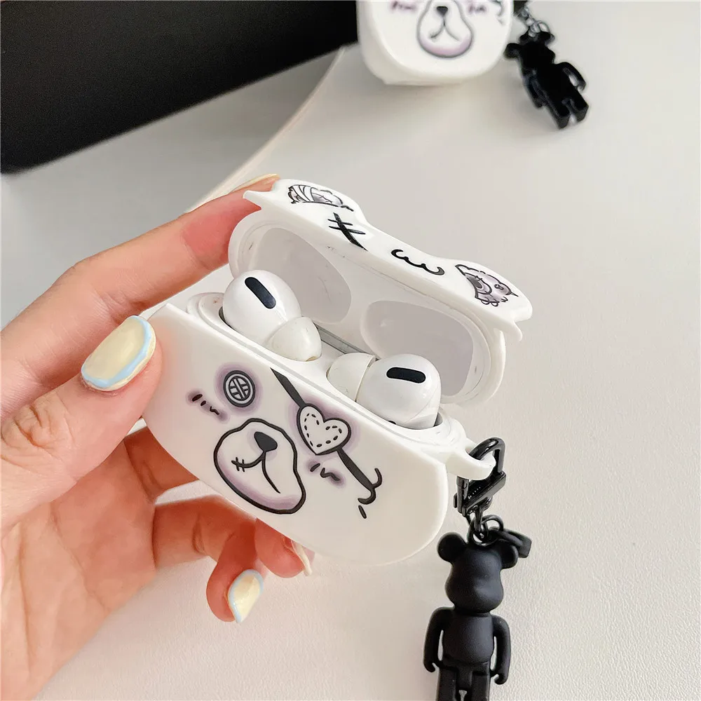 Чехол для наушников Apple Airpods Pro 3 2 1 "Модный панк-медведь с подвеской" с защитой и зарядным ящиком для наушников Airpod.
