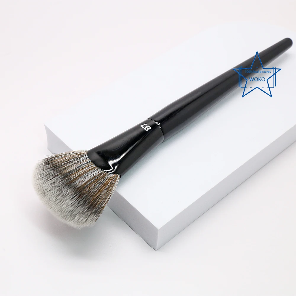 

PRO 87 Highlighter Brush Highlight Makeup Fan Brush Facial Makeup Highlighter Brush Big Fan Brush Synthetic Hair Makeup Tool