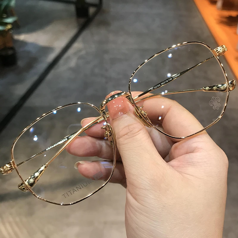 

Trendy all-match pure titanium ultra-light gold spectacles frame large frame anti-blue light glasses CH8067