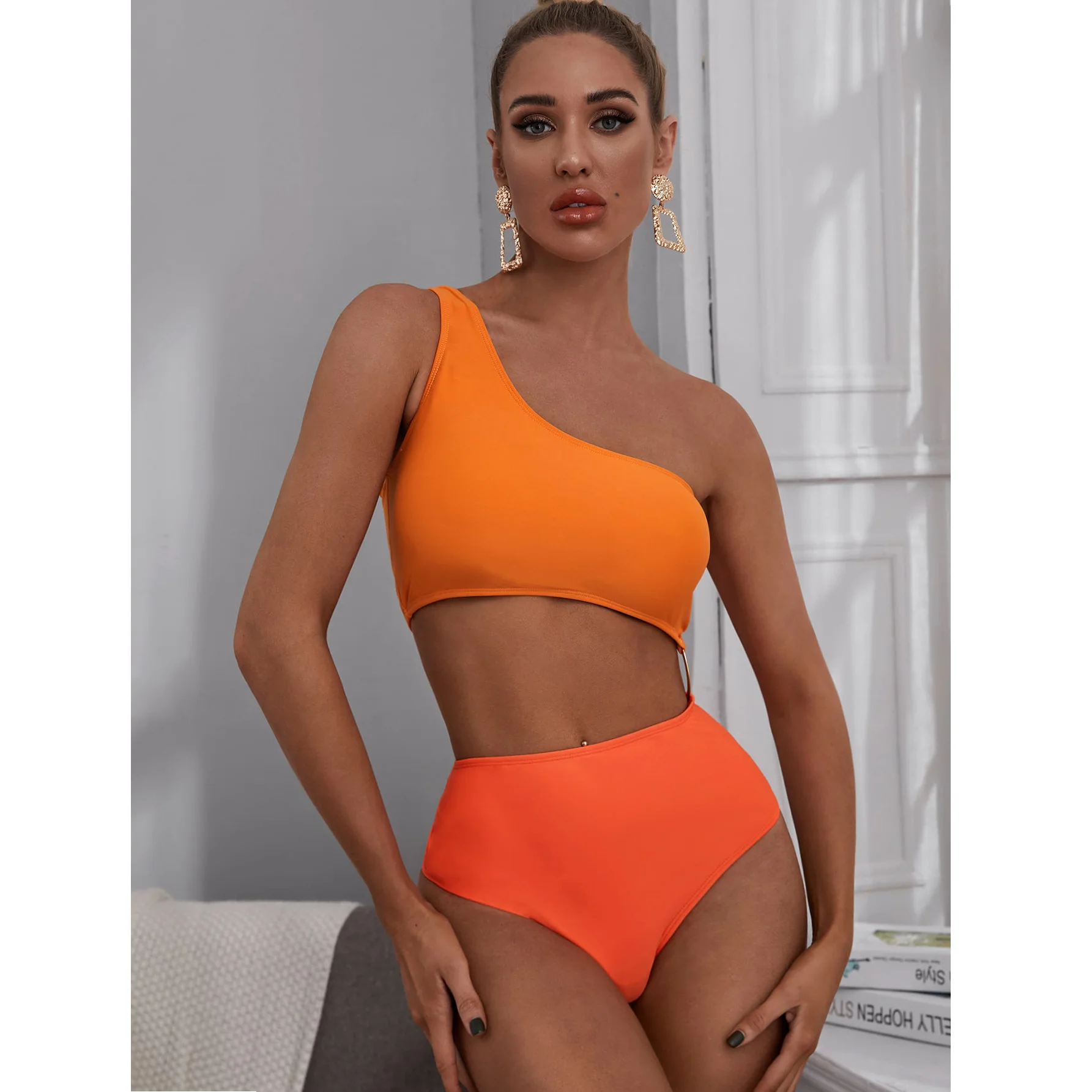 Сексуальный неоново-оранжевый слитный купальник женские Лоскутные вырезанные