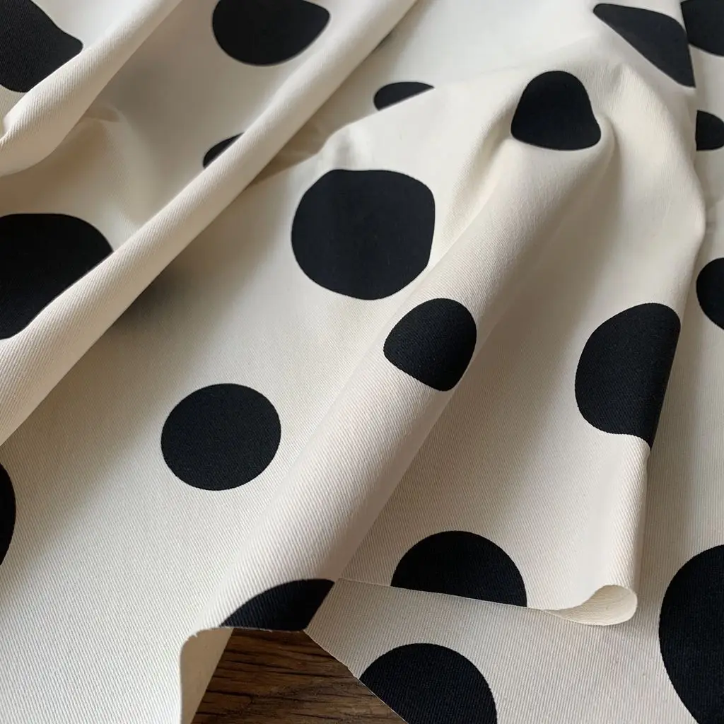 

Black and White Polka Dot Classic Water Jade Tablecloth DIY Sofa Slipcover Coat Dress Fabric Thickened Chino