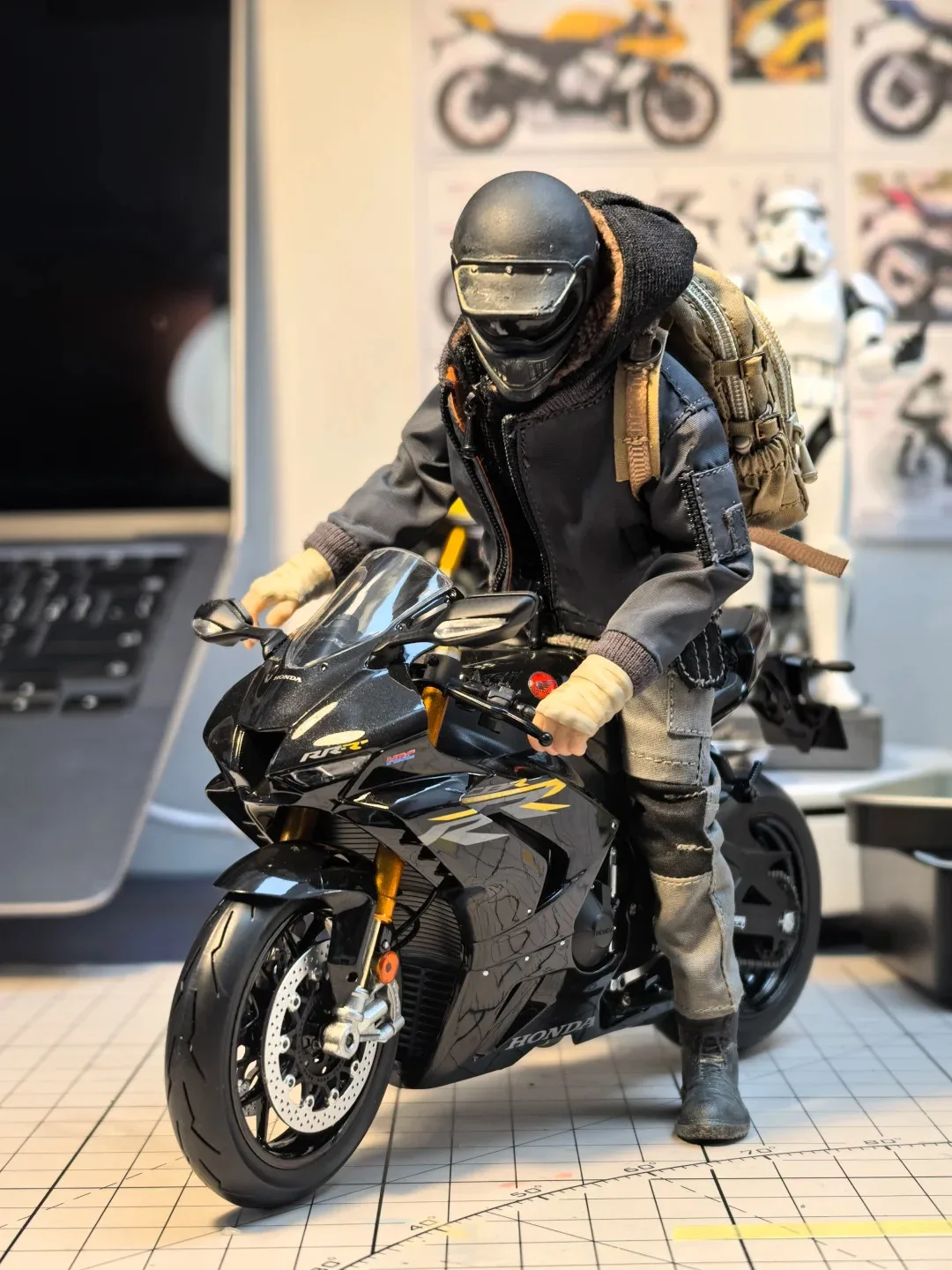 Фото New Genuine Remad Custom 1/12 Motorbike Wanderer Mobile Doll No Motorcycle In Stock №3